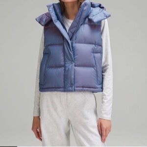lululemon athletica Sold Out Iridescent similar to Solar Grey Puffer Vest NWOT!